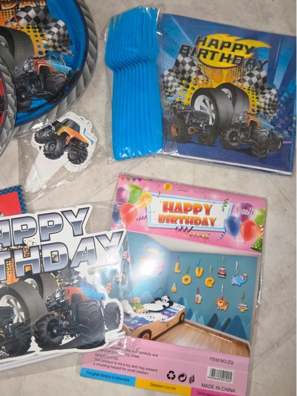 Monster trucks party pack